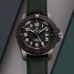 Montre Breitling Avenger Automatic GMT 44 d'occasion